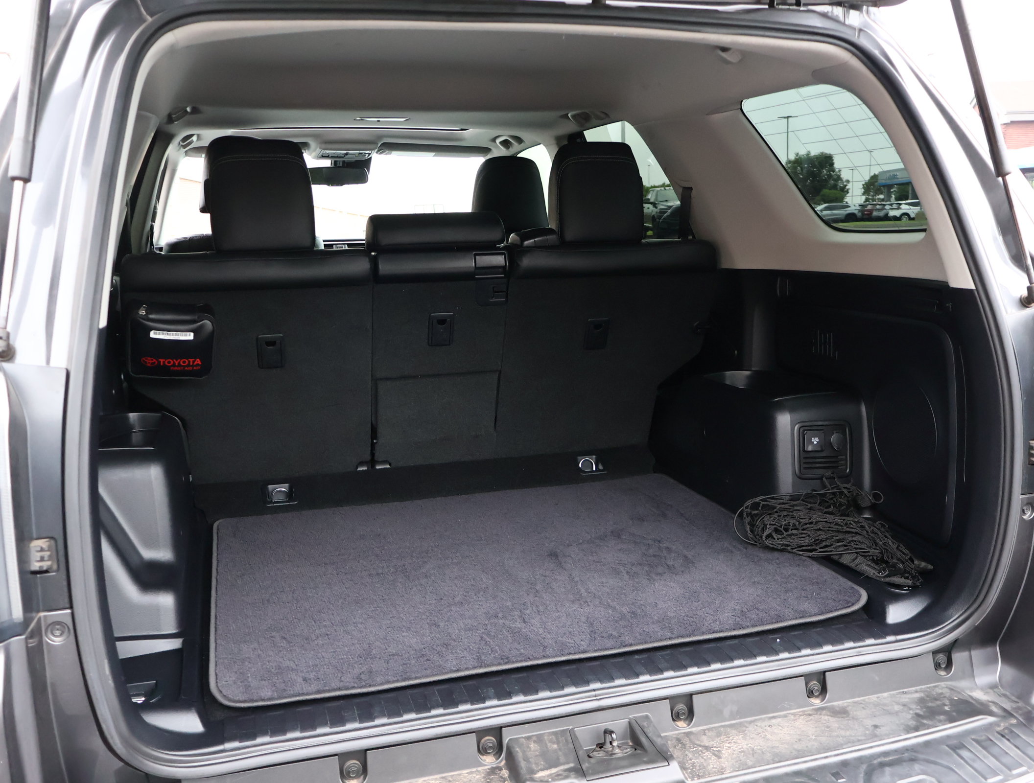 Used 2022 Toyota 4Runner Limited AWD/4WD image 27