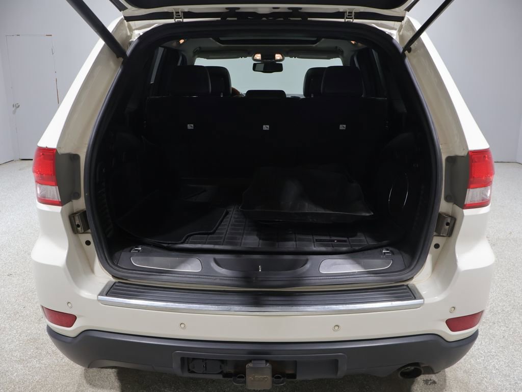 Used 2012 Jeep Grand Cherokee Overland AWD/4WD image 21
