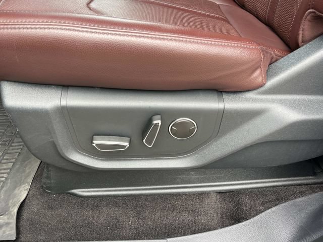 Used 2023 Ford Expedition Limited RWD image 36