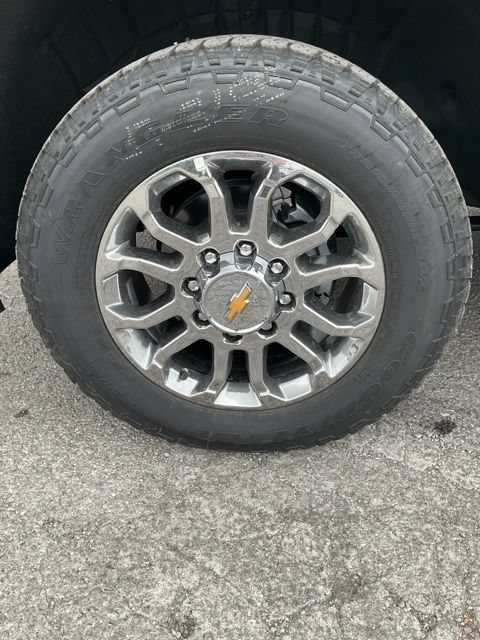 New 2026 Chevrolet Silverado 3500 LTZ w/ LTZ Premium Package AWD/4WD image 6