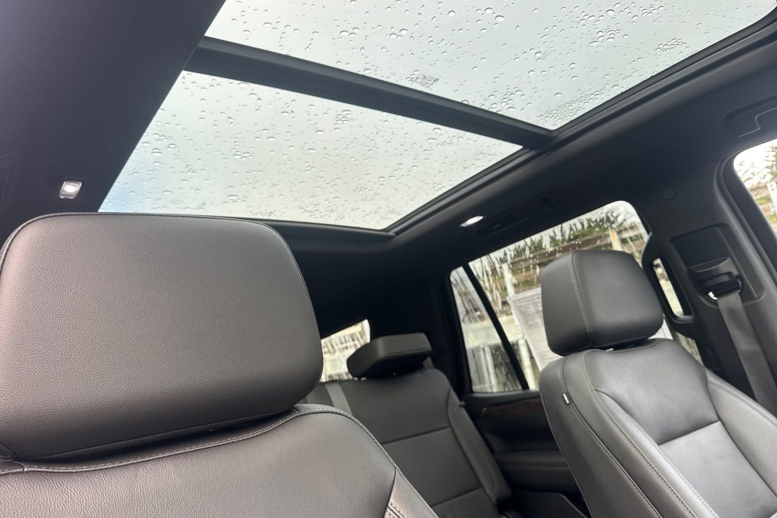 Used 2022 Chevrolet Tahoe LT w/ LT Signature Package image 20