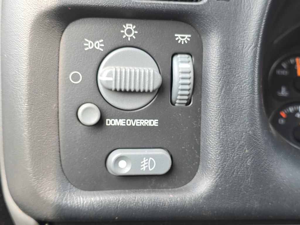 Used 2001 GMC Sonoma SLS AWD/4WD image 23