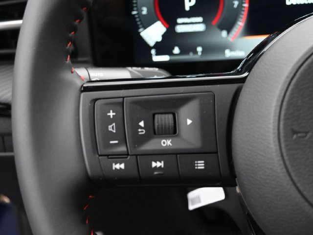 New 2026 Nissan Kicks SR FWD image 20