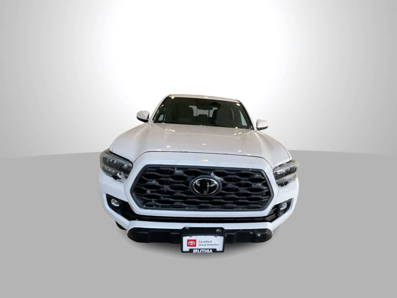 Certified 2023 Toyota Tacoma TRD Off-Road AWD/4WD image 3