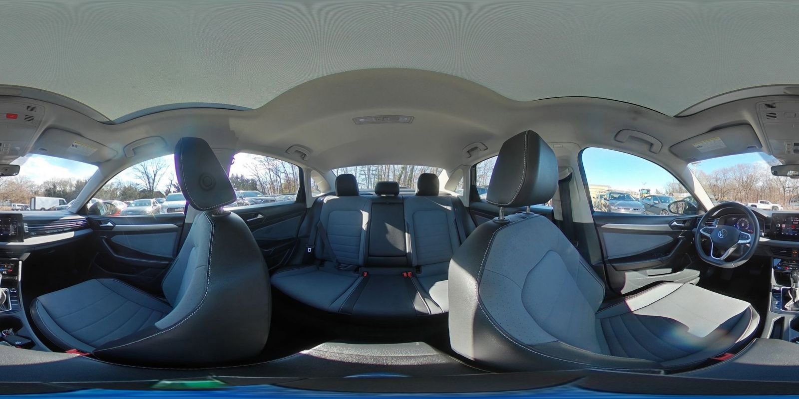 Used 2025 Volkswagen Jetta SE image 43