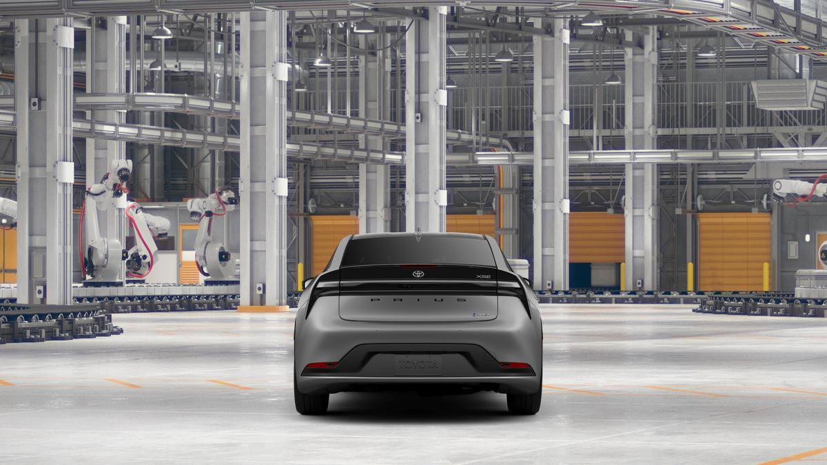 New 2026 Toyota Prius Plug-In Hybrid FWD image 10