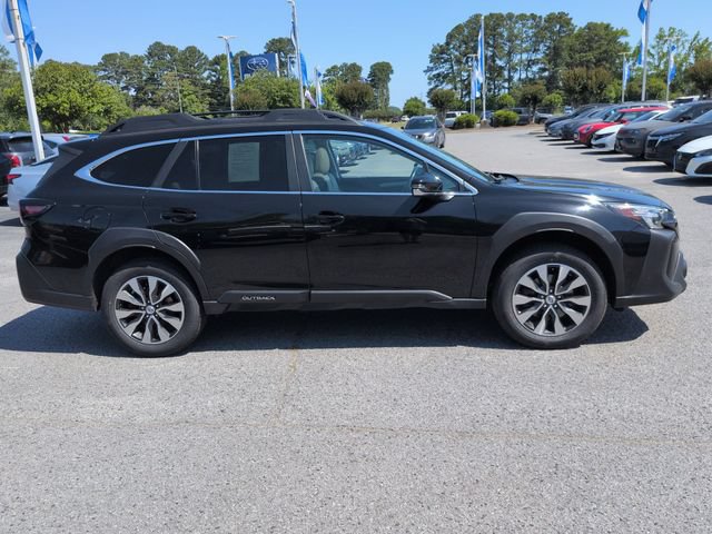 Used 2023 Subaru Outback Limited AWD/4WD image 2