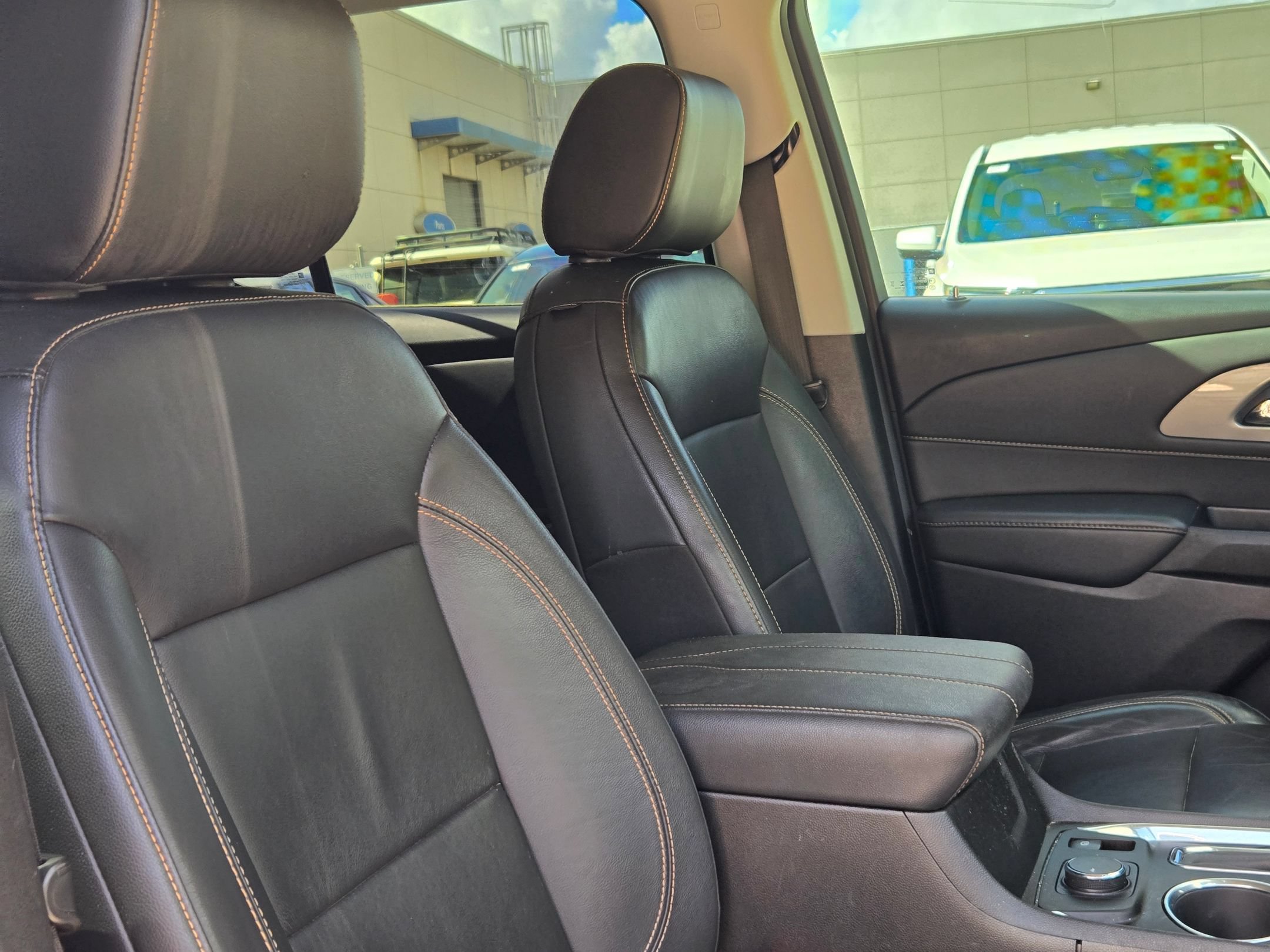 Used 2020 Chevrolet Traverse RS FWD image 27