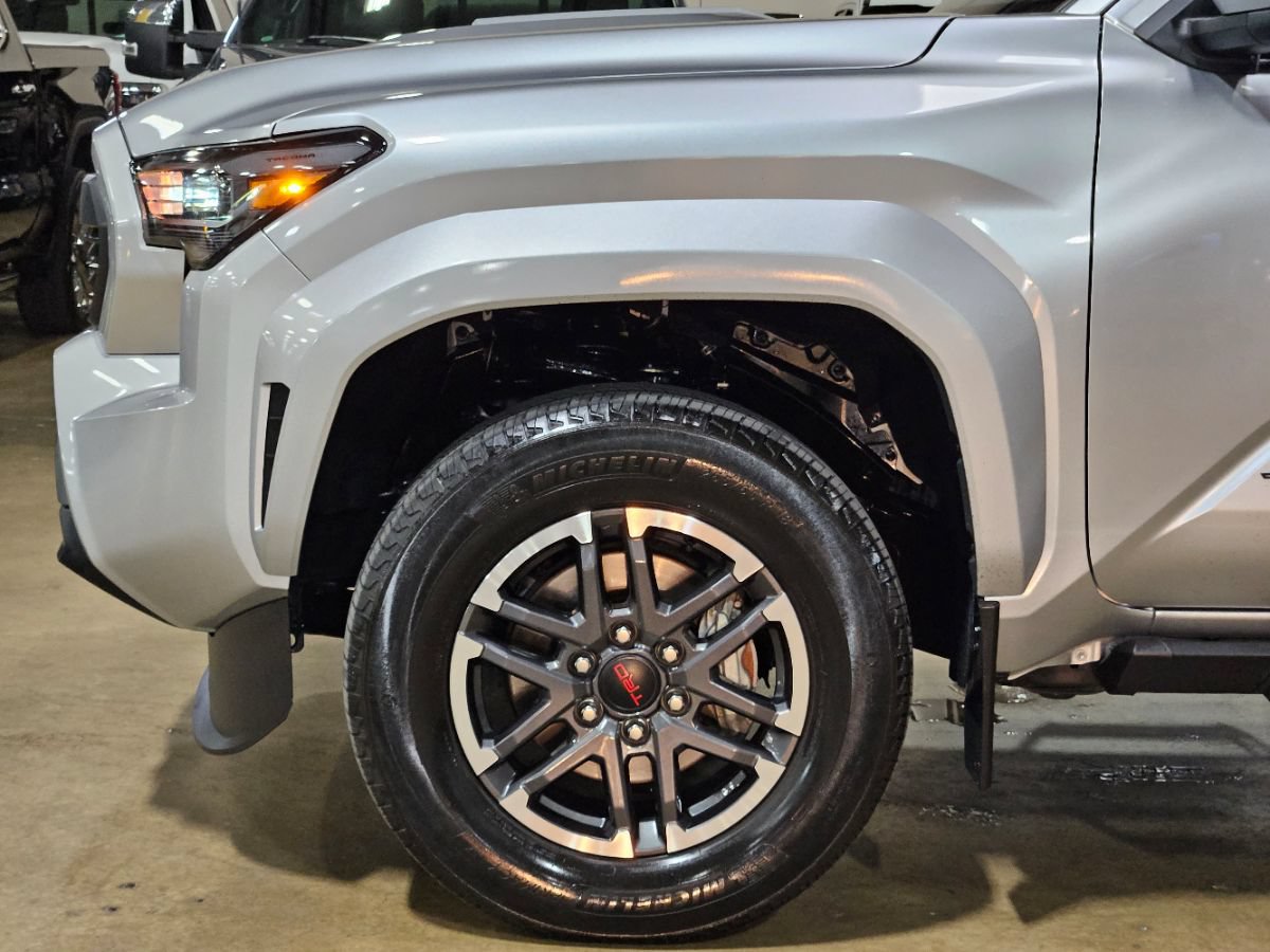Used 2024 Toyota Tacoma TRD Sport RWD image 15
