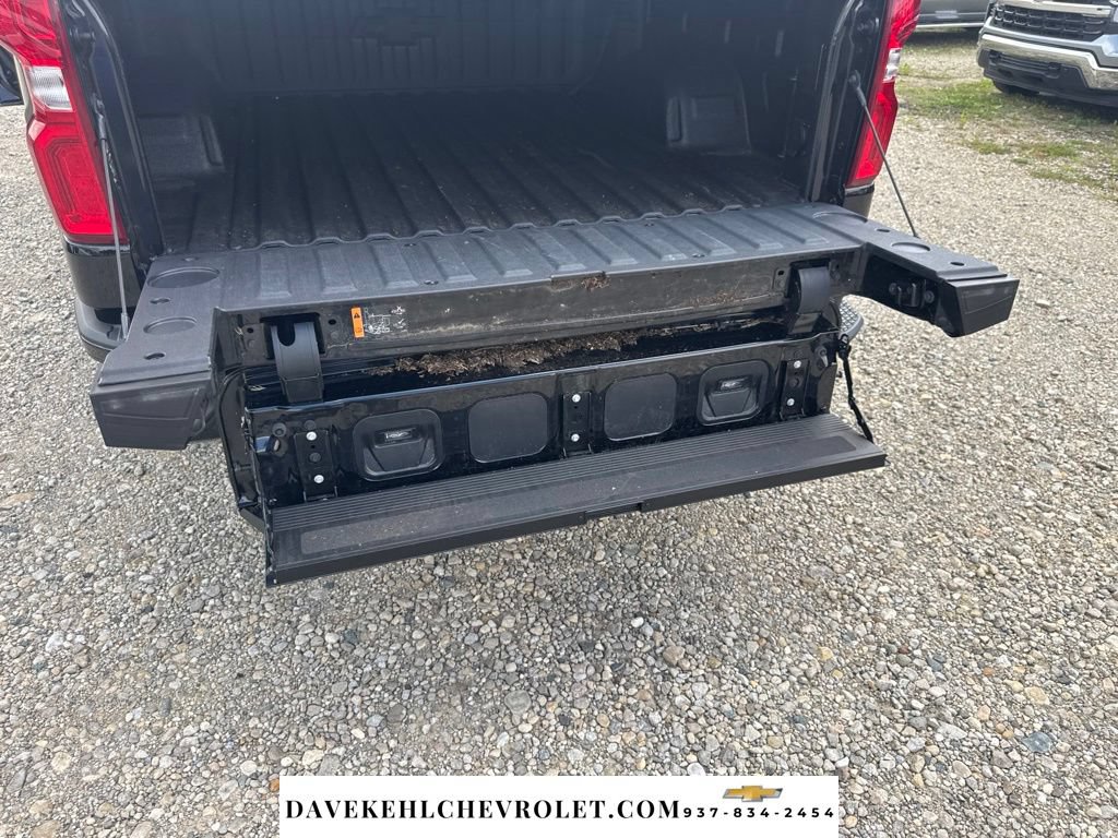 Used 2026 Chevrolet Silverado 1500 High Country w/ Midnight Edition AWD/4WD image 43