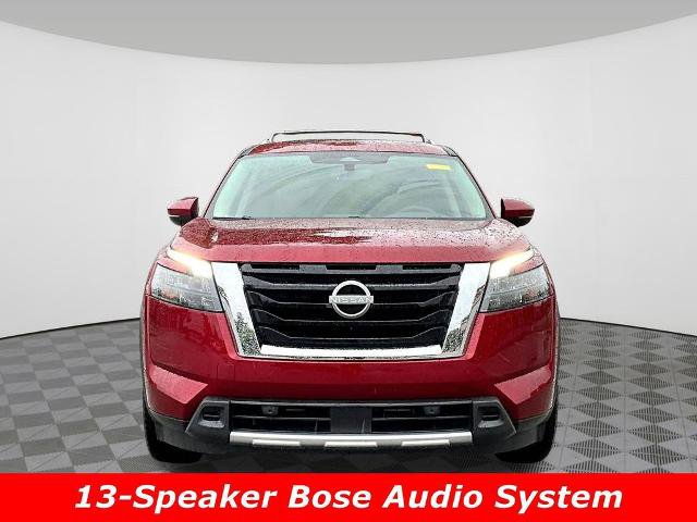 Certified 2025 Nissan Pathfinder Platinum w/ Cargo Package AWD/4WD image 2