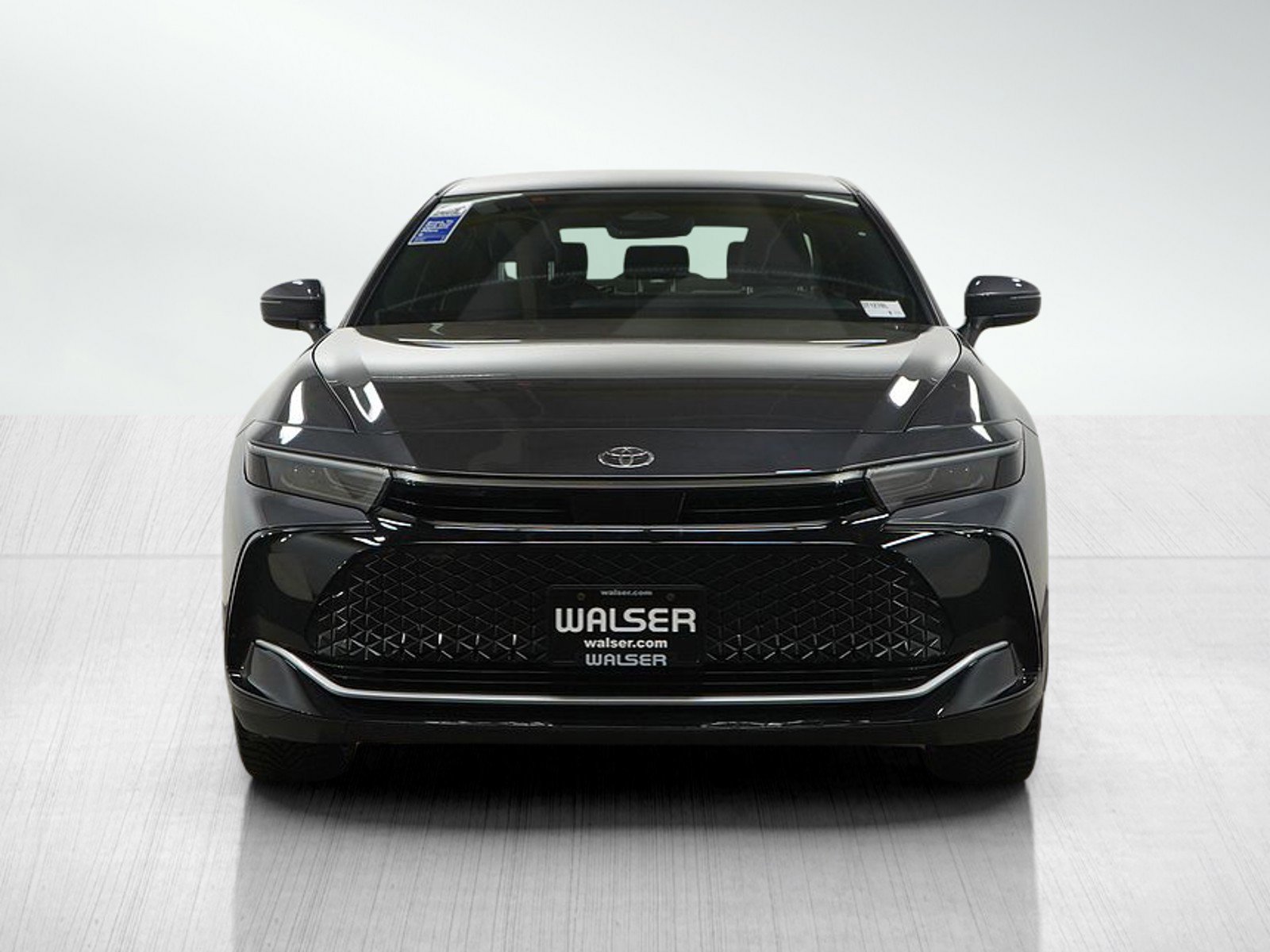 Used 2023 Toyota Crown XLE image 8