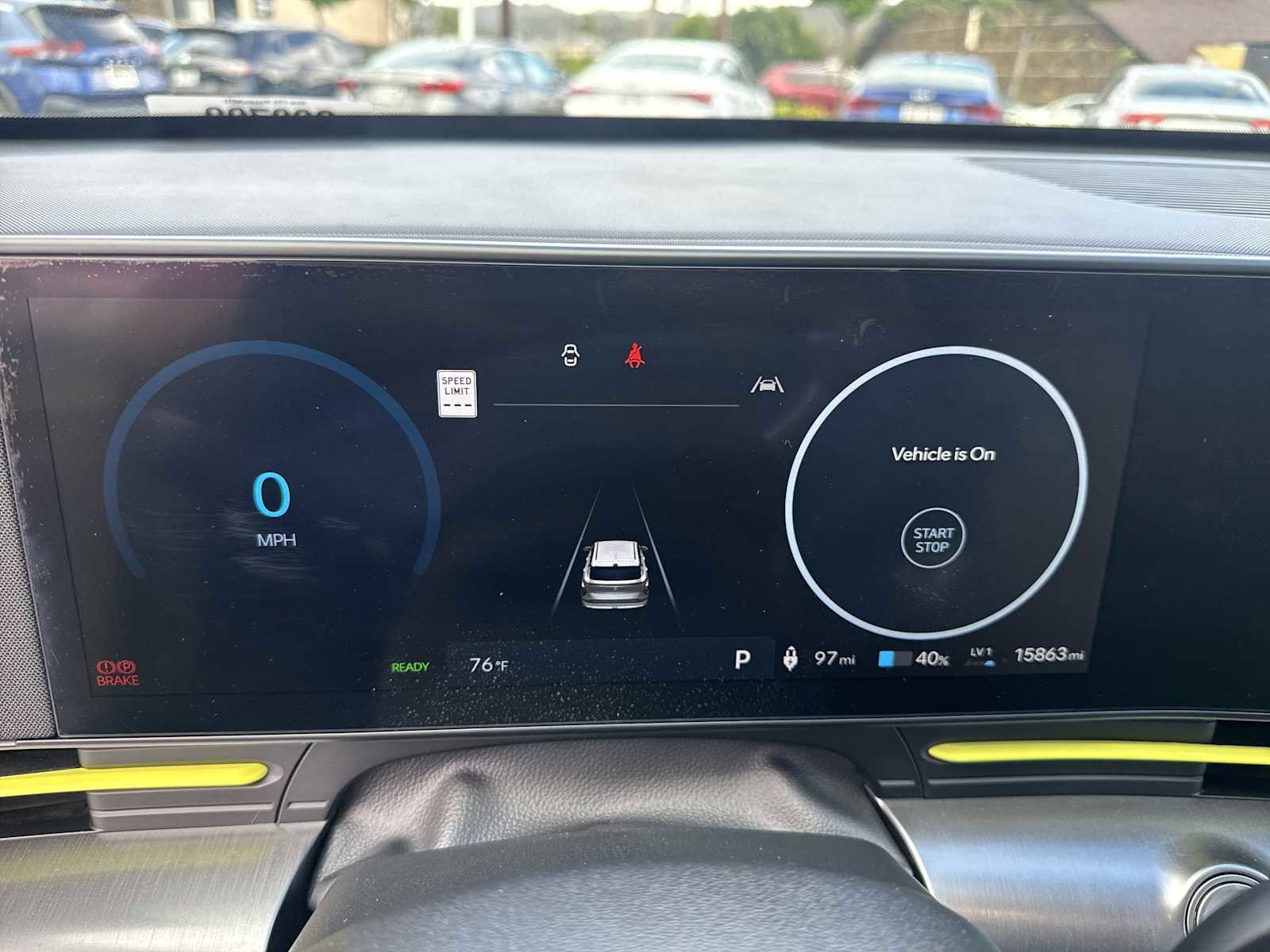 Used 2024 Hyundai Kona Limited image 6