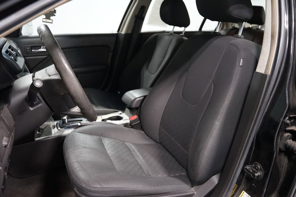 Used 2011 Ford Fusion SE image 6