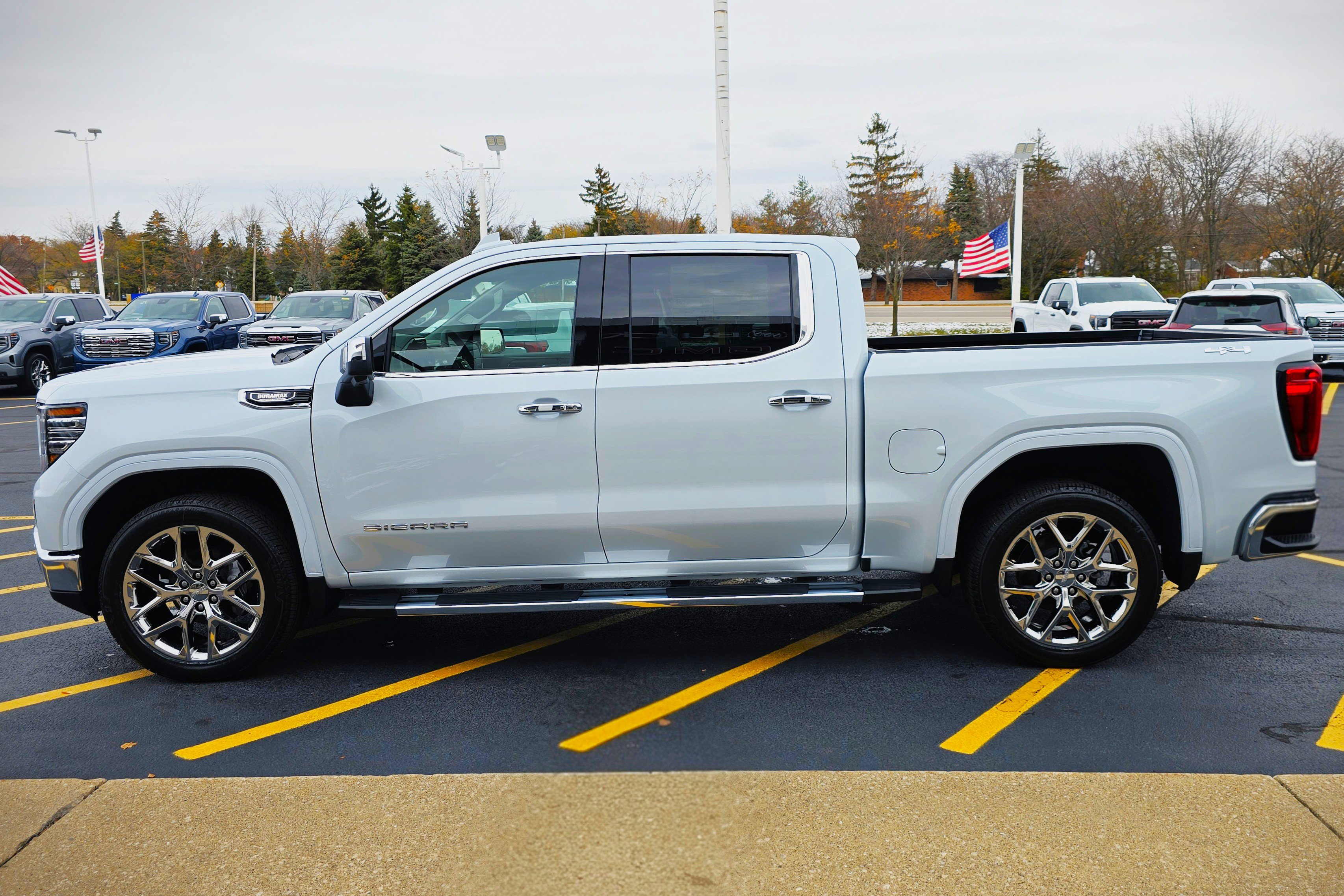 New 2026 GMC Sierra 1500 SLT w/ SLT Premium Plus Package image 5