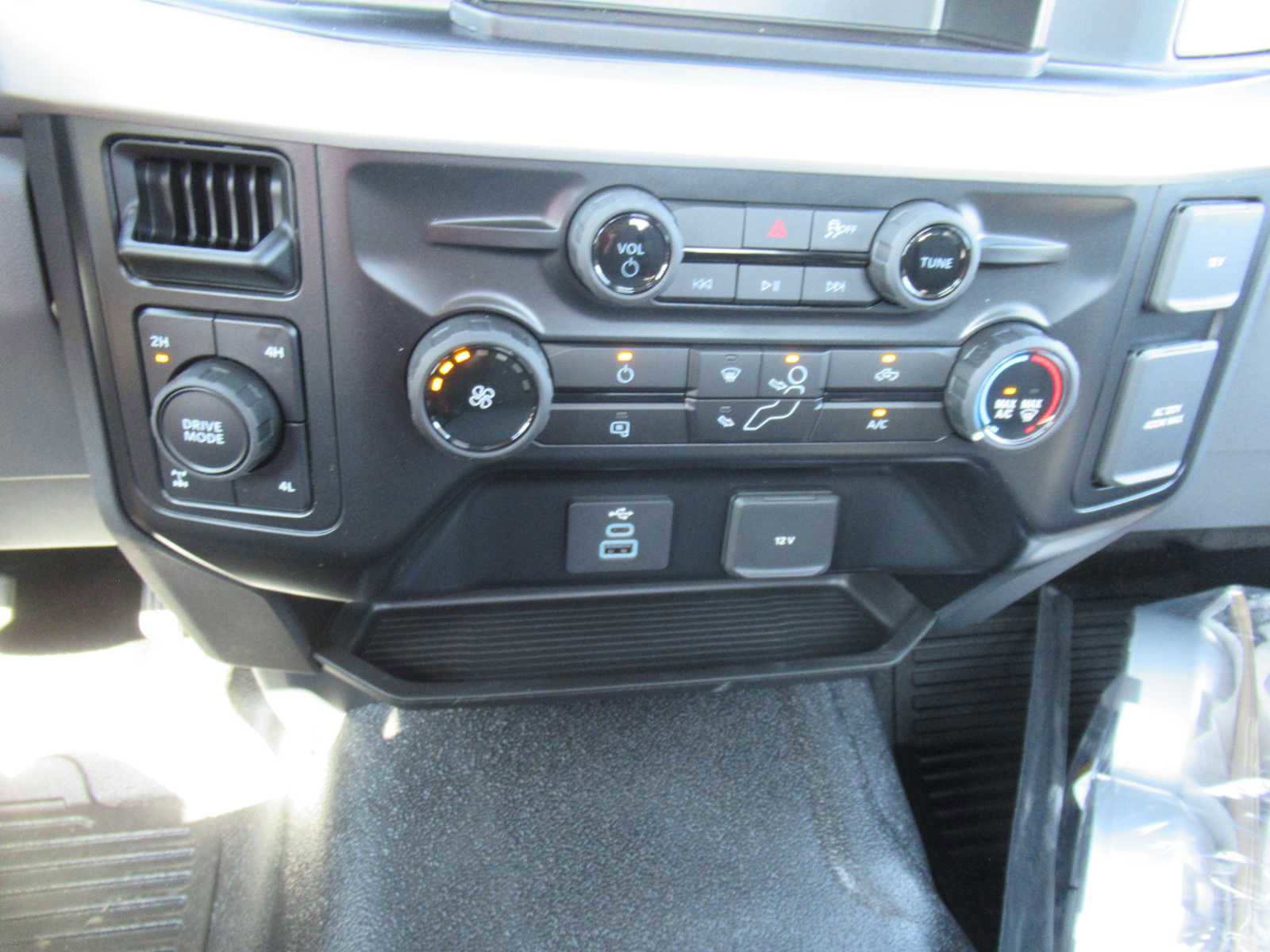 New 2026 Ford F350 XL image 17