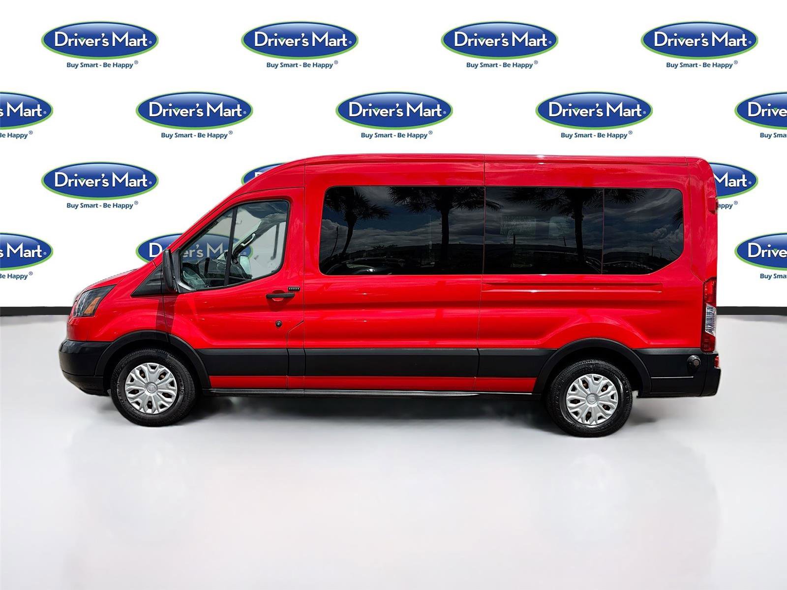 Used 2019 Ford Transit 350 XL image 4