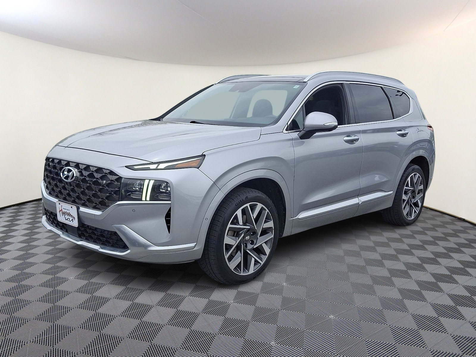 Used 2023 Hyundai Santa Fe Calligraphy w/ Cargo Package FWD image 3