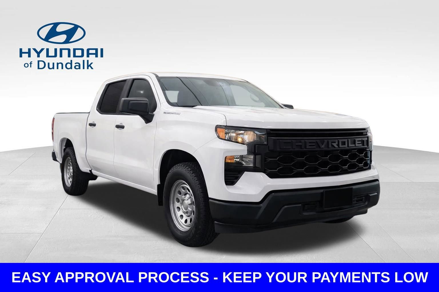 Used 2025 Chevrolet Silverado 1500 W/T w/ WT Value Package image 3