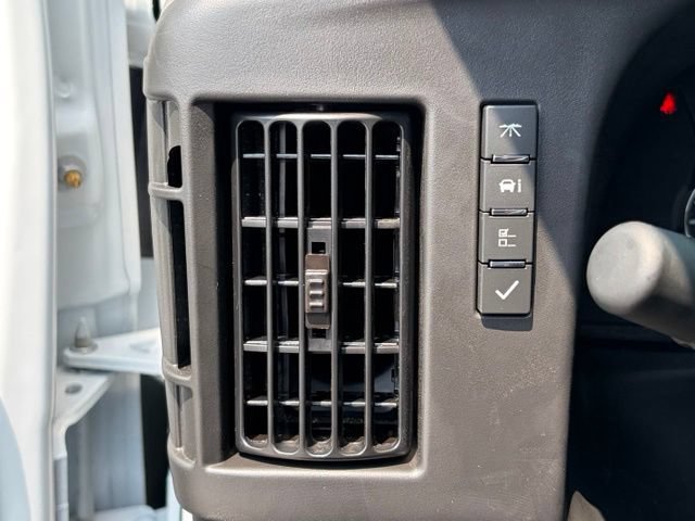 New 2026 Chevrolet Express 3500 w/ Driver Convenience Package RWD image 26