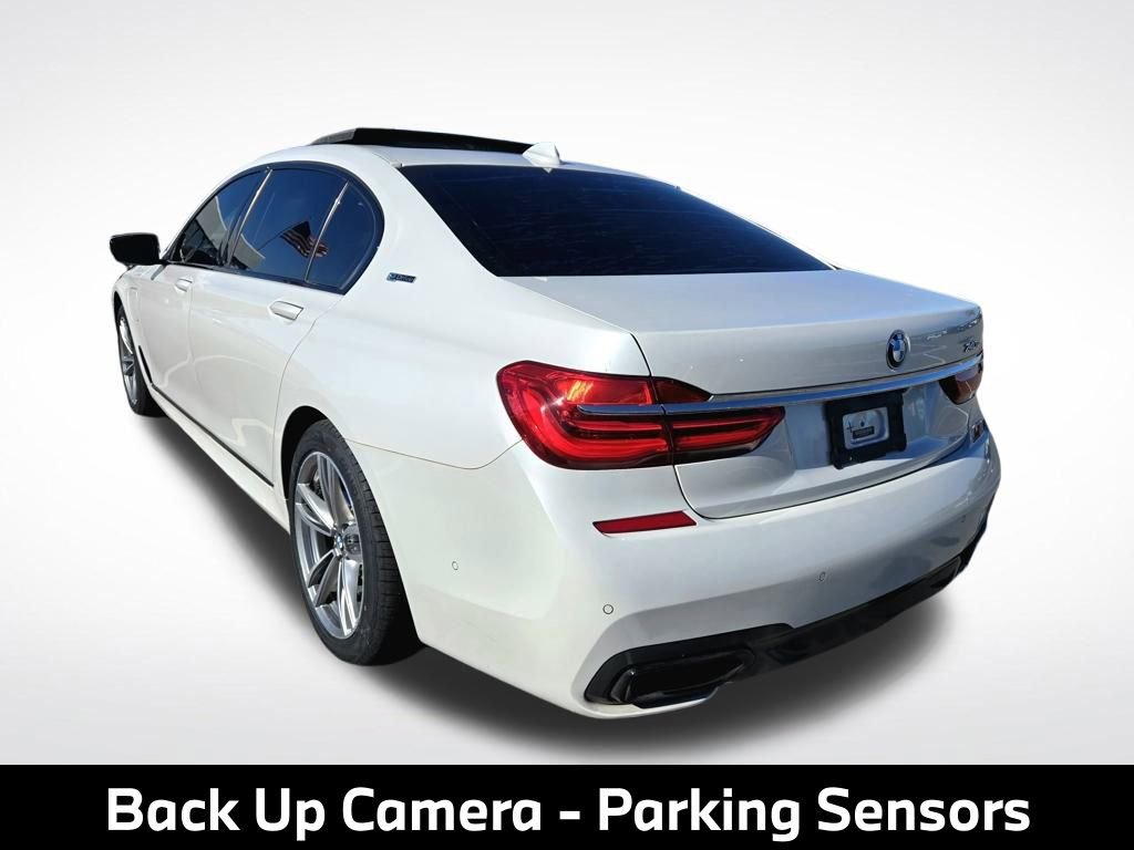 Used 2018 BMW 740e xDrive w/ M Sport Package AWD/4WD image 7