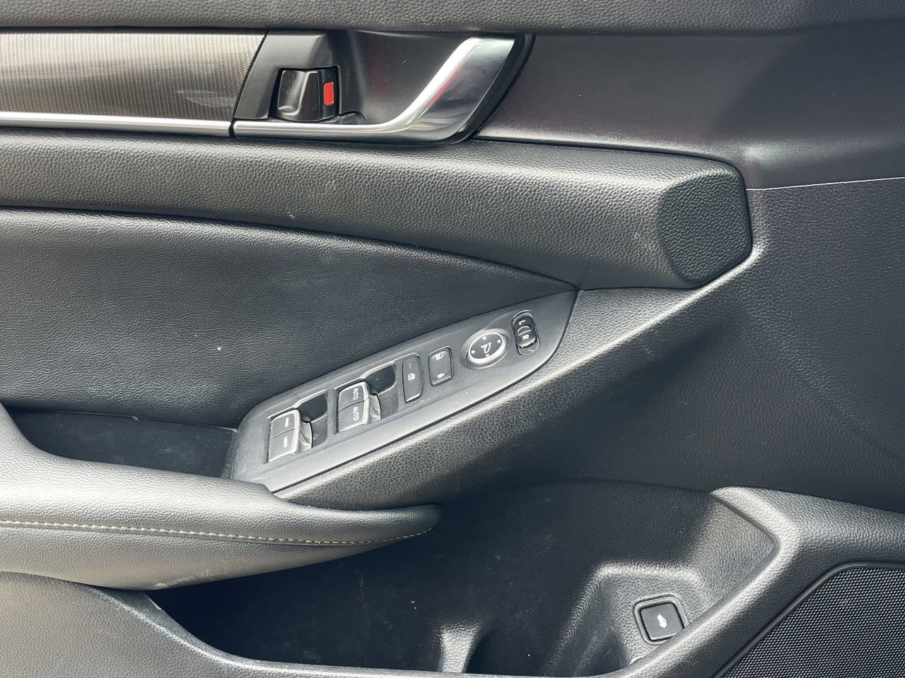 Used 2022 Honda Accord Sport image 23