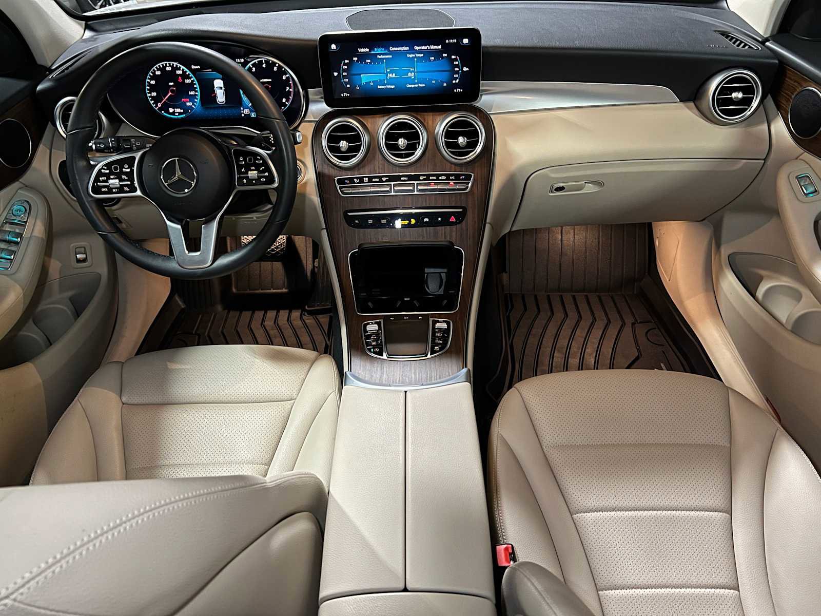 Used 2022 Mercedes-Benz GLC 300 4MATIC image 39