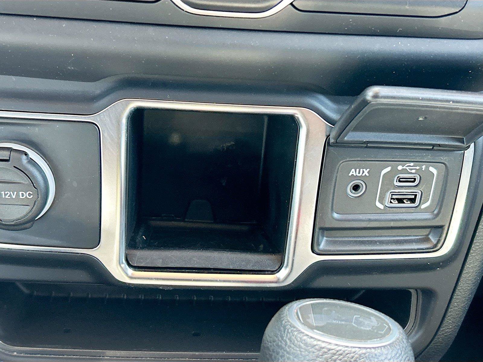 Used 2021 Jeep Wrangler Unlimited Sport AWD/4WD image 27