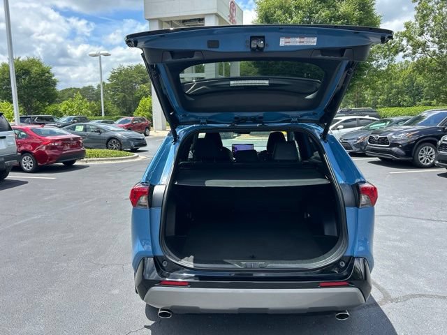 Used 2025 Toyota RAV4 XSE AWD/4WD image 9