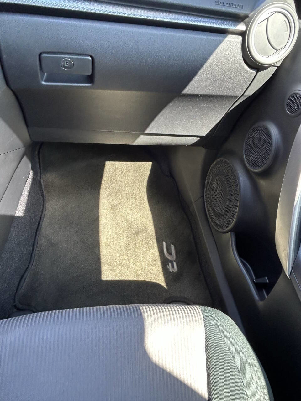 Used 2016 Scion tC image 15