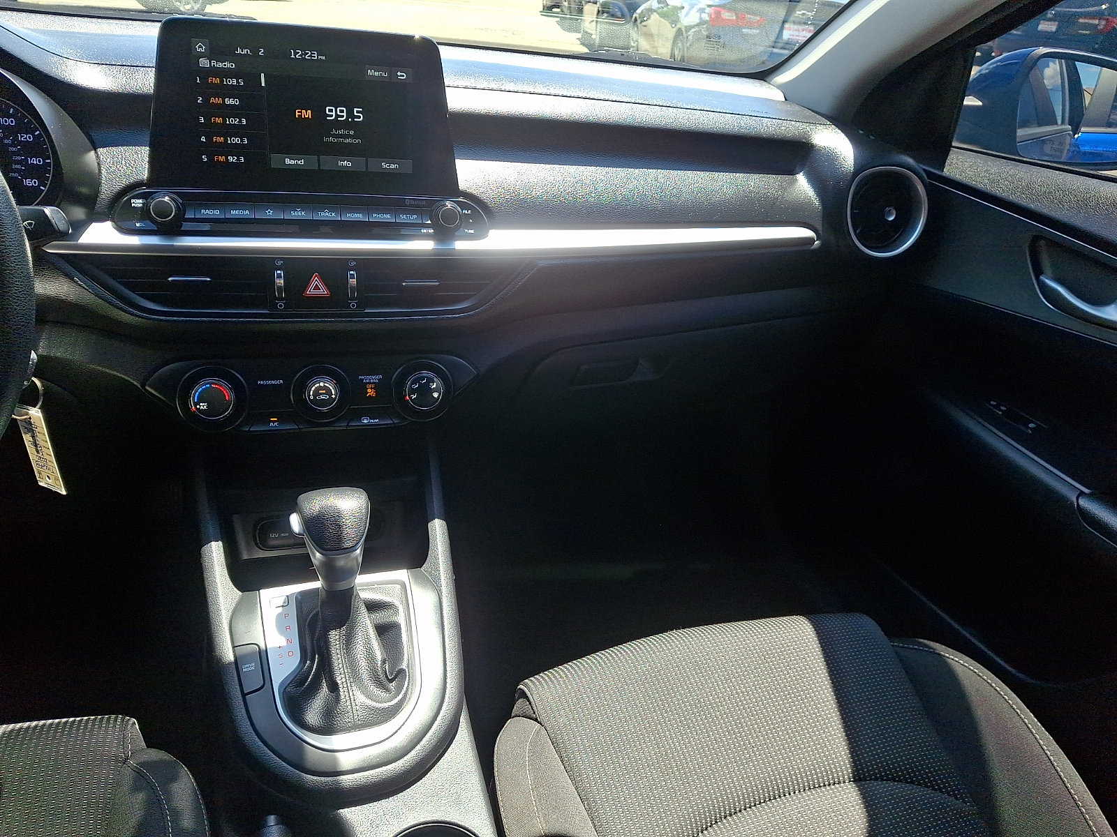Used 2020 Kia Forte LXS FWD image 16