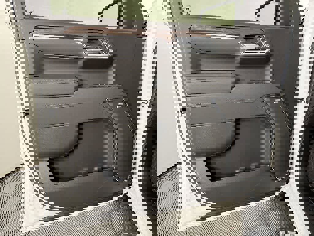 New 2026 GMC Sierra 1500 SLT w/ SLT Premium Plus Package AWD/4WD image 15