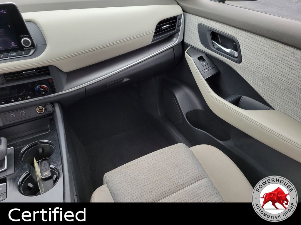 Used 2023 Nissan Rogue SV image 21