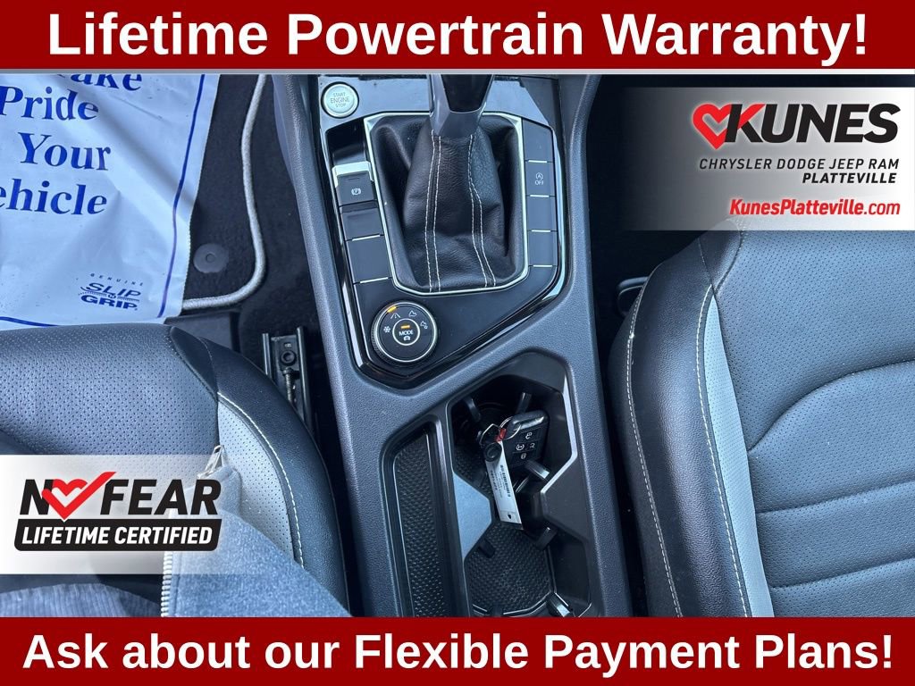 Used 2023 Volkswagen Taos SEL image 26