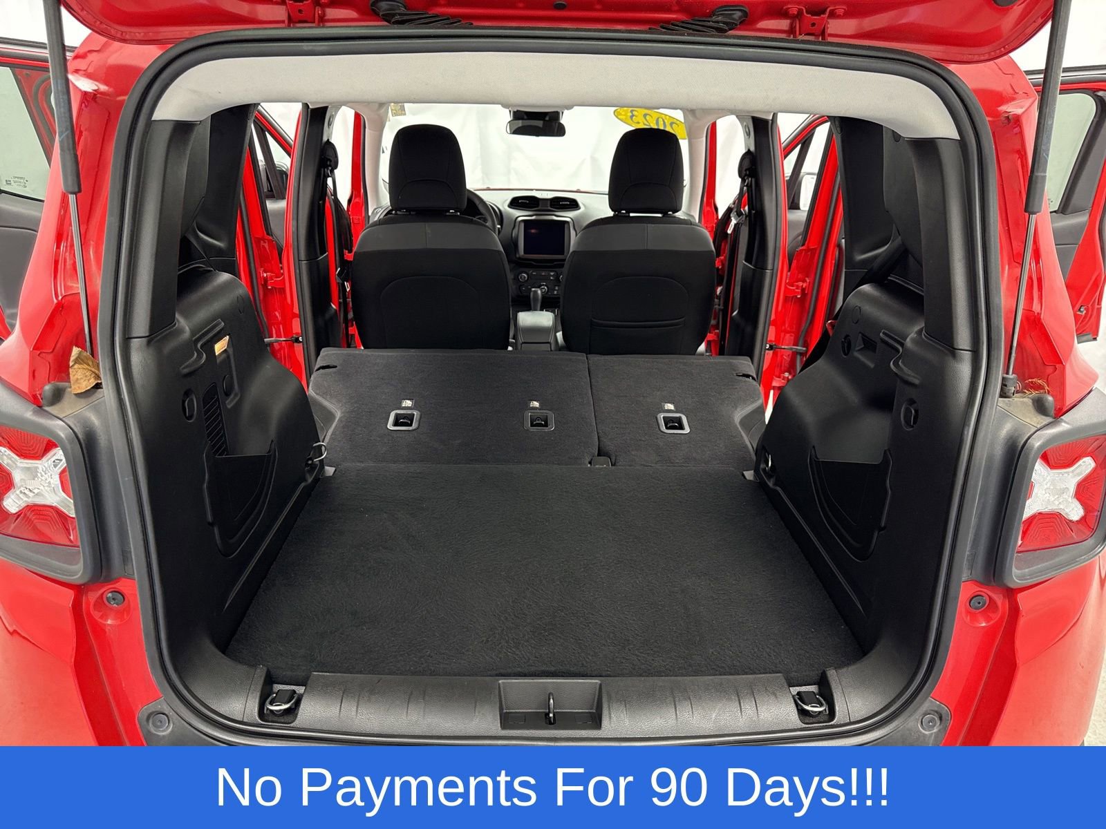 Used 2023 Jeep Renegade Latitude image 38