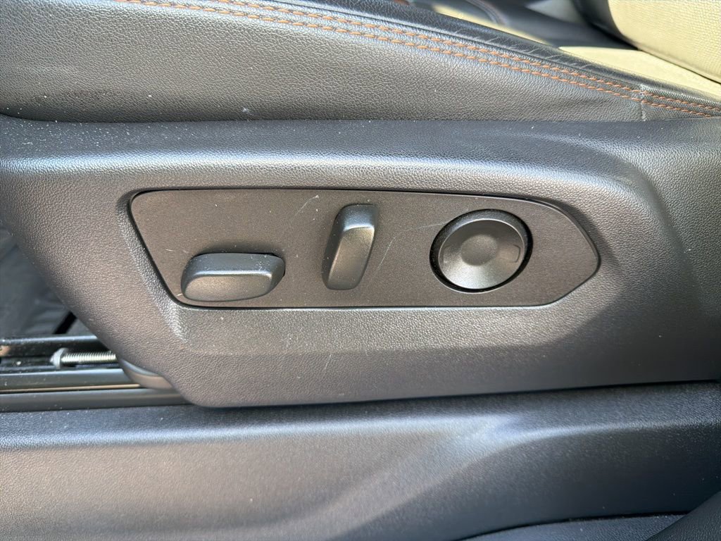 Used 2022 GMC Sierra 1500 AT4 w/ AT4 Preferred Package image 30