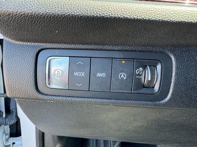 Certified 2024 Chevrolet Traverse Z71 w/ Enhanced Driving Package AWD/4WD image 19