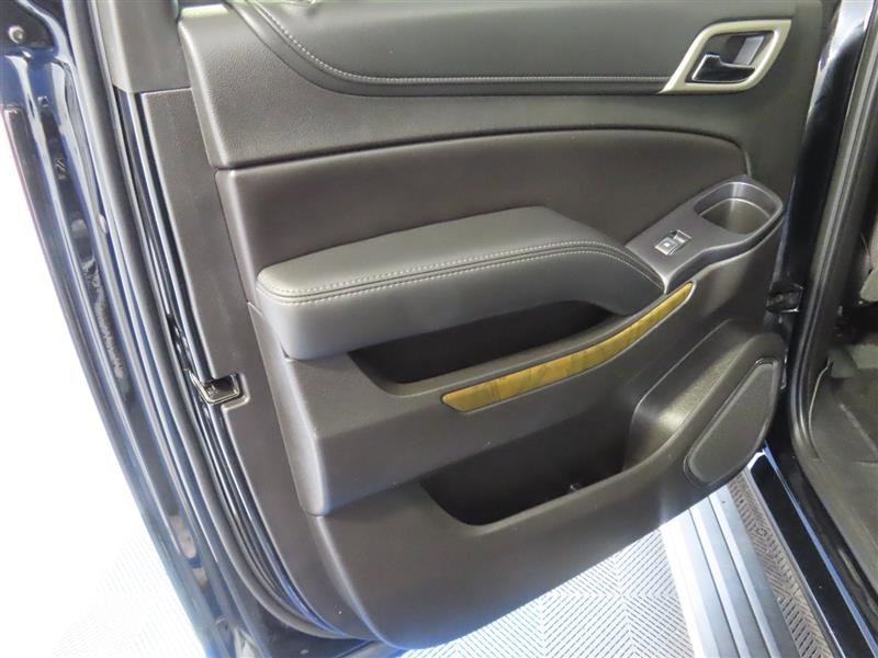 Used 2019 GMC Yukon XL Denali w/ Denali Ultimate Package image 31