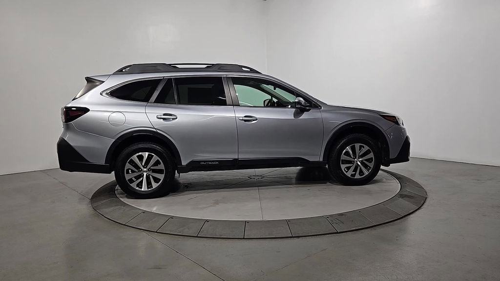 Certified 2021 Subaru Outback Premium image 7