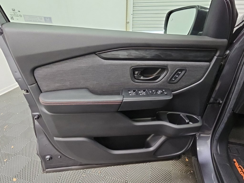Used 2026 Honda Passport TrailSport image 30
