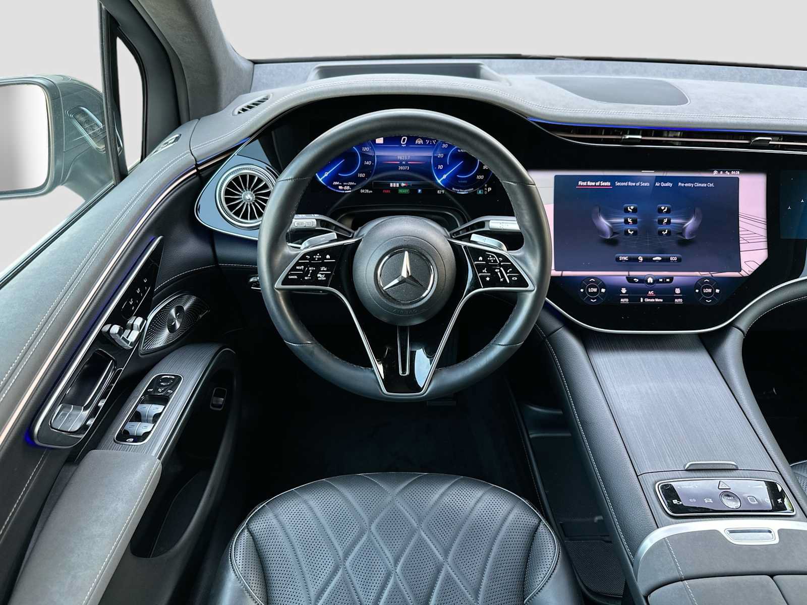 Used 2023 Mercedes-Benz EQS 580 4MATIC SUV image 24