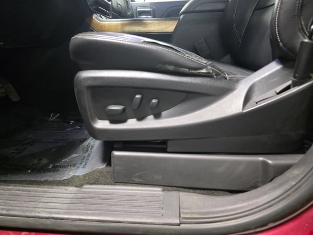 Used 2018 Chevrolet Silverado 1500 LTZ w/ Sport Package AWD/4WD image 13