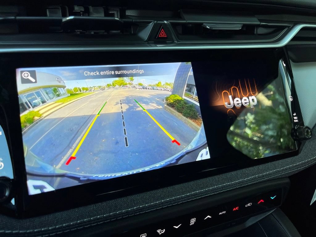 New 2026 Jeep Cherokee Laredo AWD/4WD image 4