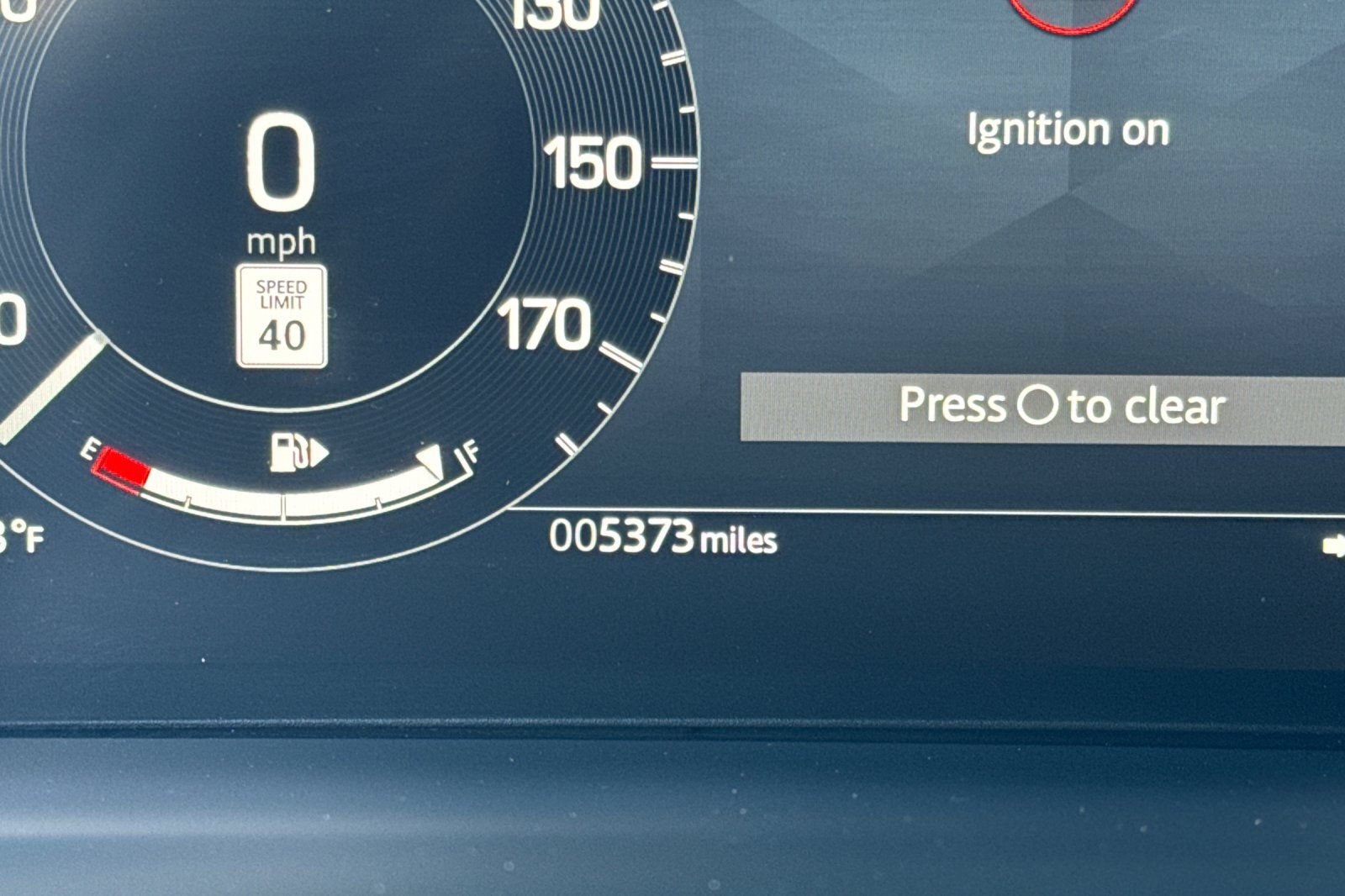 Certified 2025 Land Rover Discovery Sport Dynamic SE AWD/4WD image 31