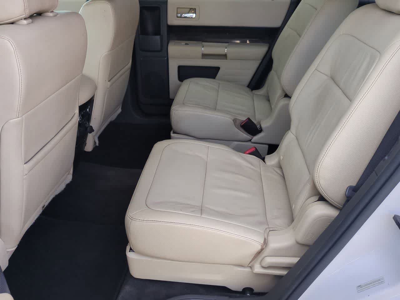 Used 2014 Ford Flex SEL w/ Equipment Group 202A FWD image 17