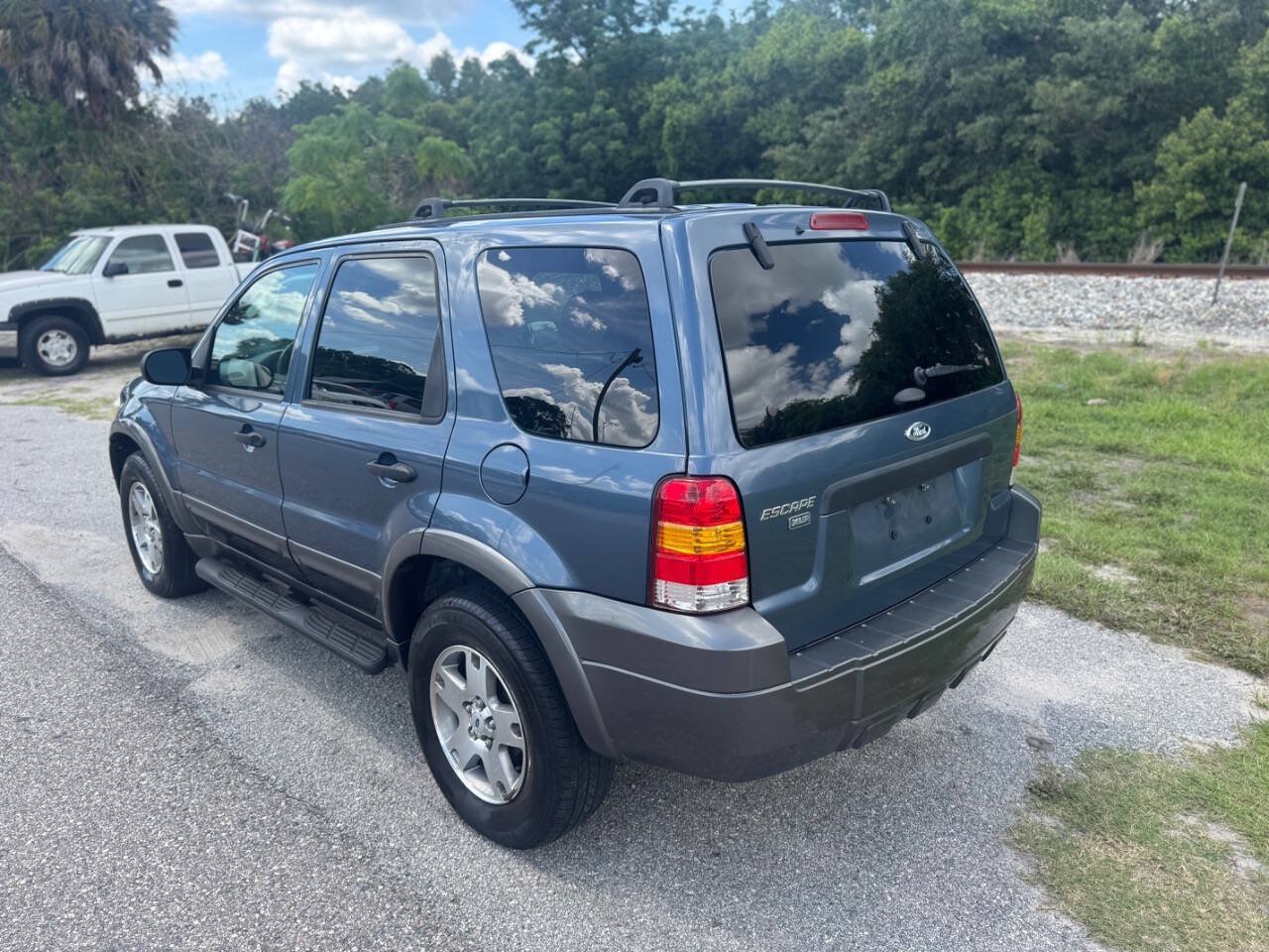 Used 2005 Ford Escape XLT FWD image 4