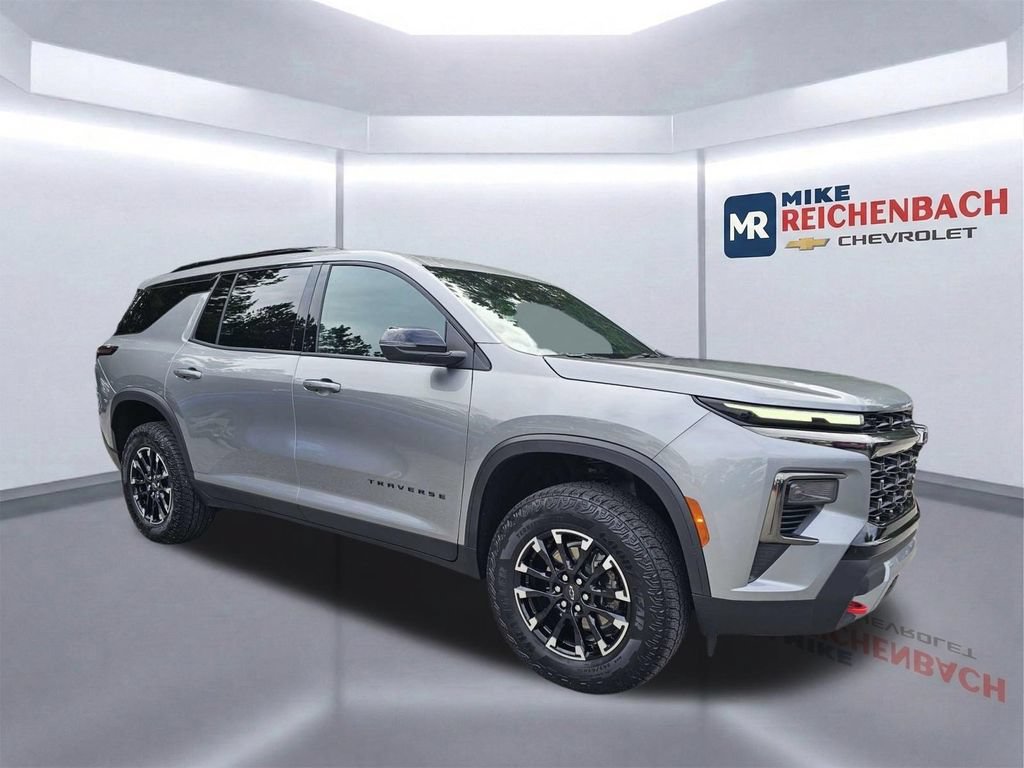 Used 2026 Chevrolet Traverse Z71 AWD/4WD image 1