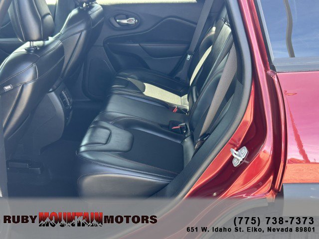 Used 2020 Jeep Cherokee Trailhawk w/ Cold Weather Group image 21