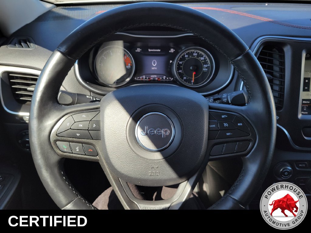 Used 2019 Jeep Cherokee Trailhawk w/ Comfort/Convenience Group AWD/4WD image 34