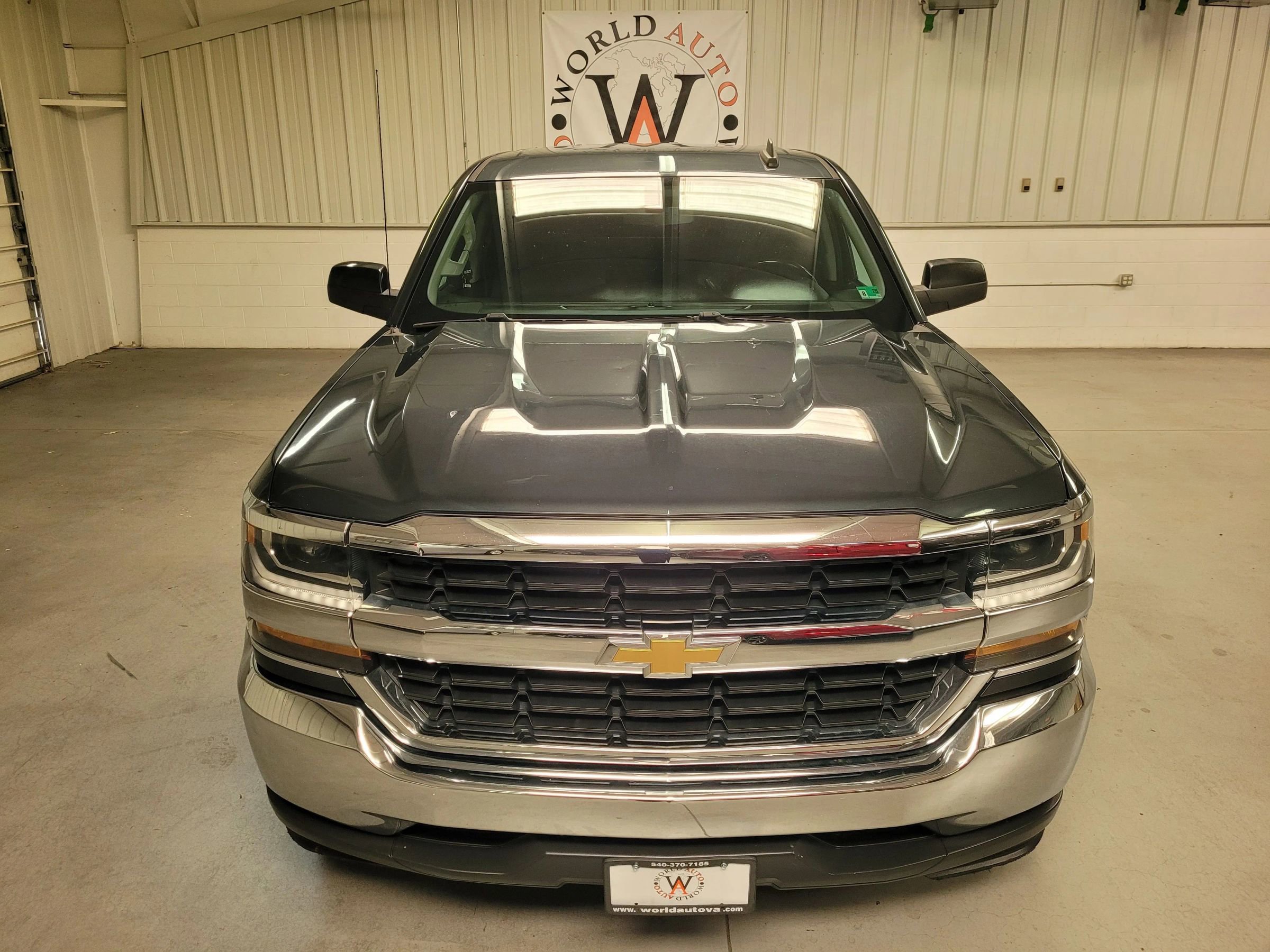 Used 2018 Chevrolet Silverado 1500 LT image 12